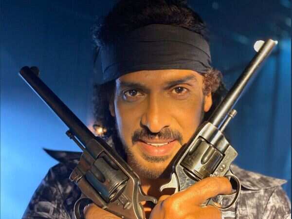 What connects Amitabh Bachchan, Upendra and Dr Rajkumar | Kannada Movie ...