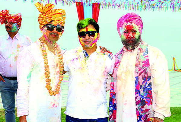 Amit Agarwal, Prashant Gupta and Iqbal Singh (BCCL/ AS Rathor)