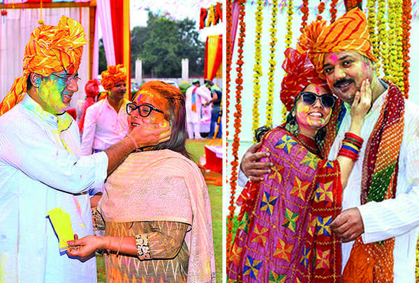 (L) Lohit and Sarika Shukla (R) Payal and Vipul Jain (BCCL/ AS Rathor)