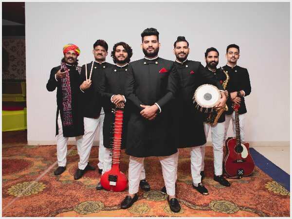 Swaraag folk fusiion band 1