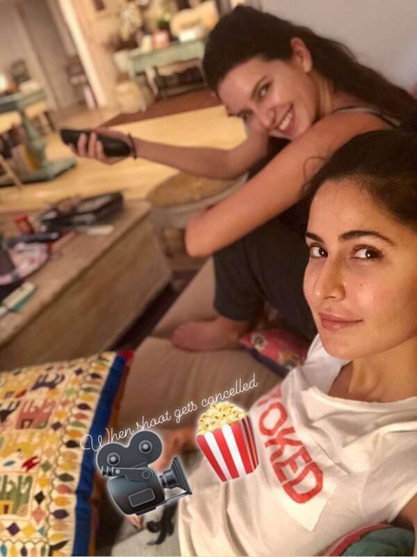 Katrina-Kaif-Isabelle-Kaif-selfie