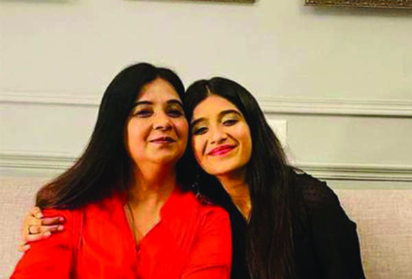Nimrit Kaur with her mother (BCCL)