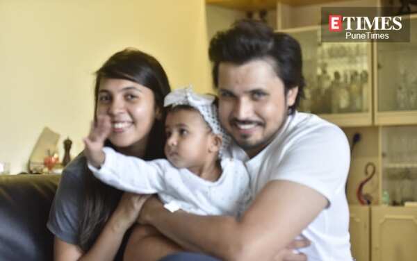 Chirag with Sana and Riana (1)