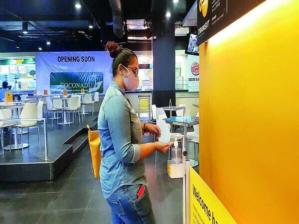 mall-foodcourt