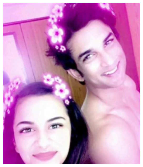 Sushant Singh Rajput S Adorable Moments With His Niece Mallika Singh