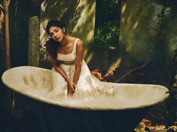 Photographers talk about telling bold photo stories with Parvathy ...