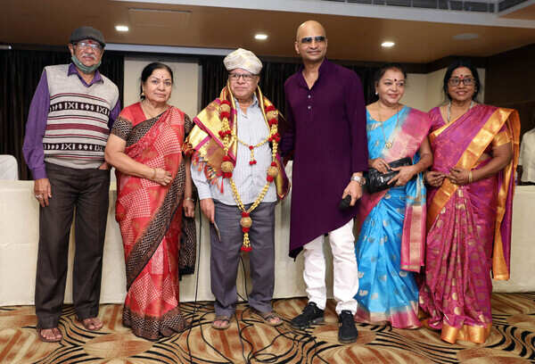 Indrajit Lankesh seen honoring the senior actors