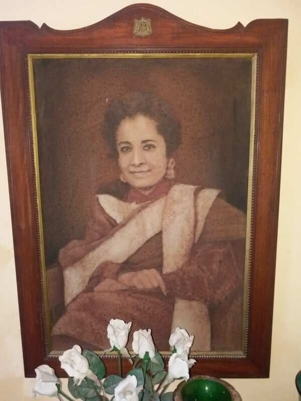 kulsoom begum