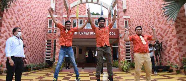 Rounak Dalmia Odisha topper