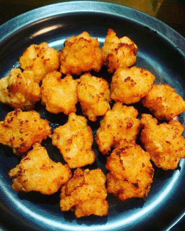 Steamed momos and prawn balls by Doma Wang 4.