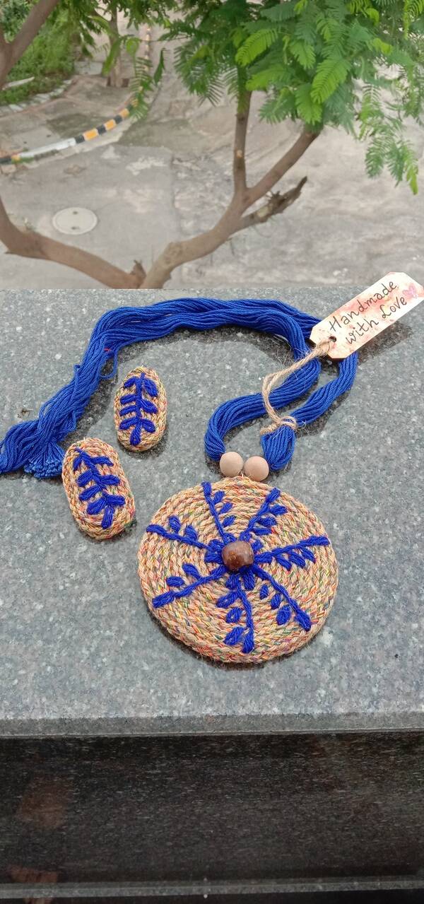 Necklace and earrings made with jute and thread look elegant with Indian outfits Pic Monica Panwar