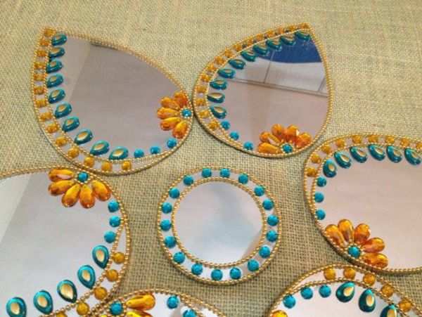 Unique rangoli designs for Diwali: Try making a mirror rangoli this ...