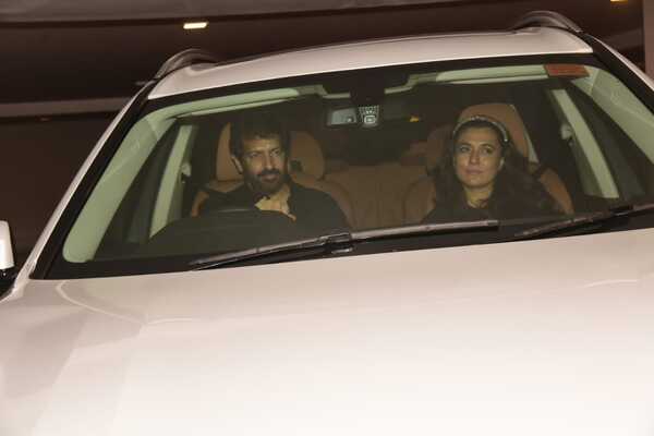 Celebs at KJo's residence (2).