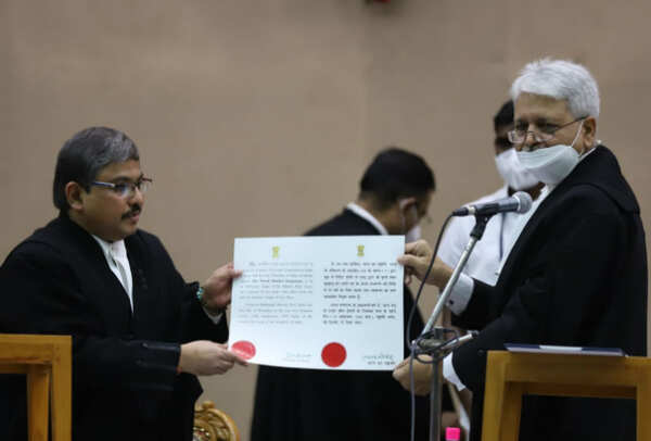 Couple take oath as judges of Madras high court | Chennai News - Times ...