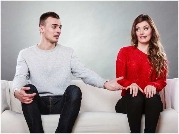 Dating anxiety: Why singles don't want to mingle? - Times of India