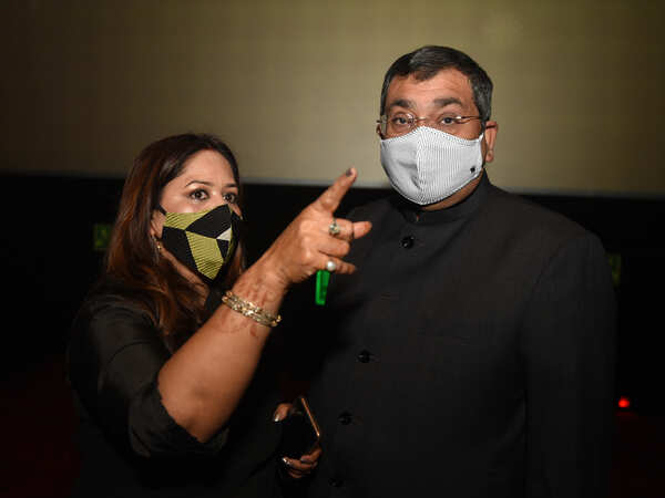 Namrata Singh and B K Singh