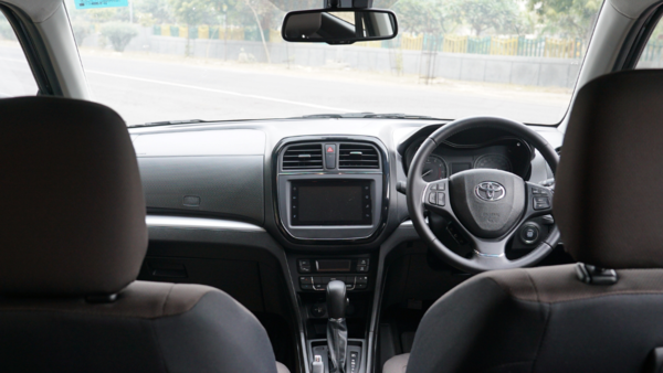 Toyota urban cruiser (2)
