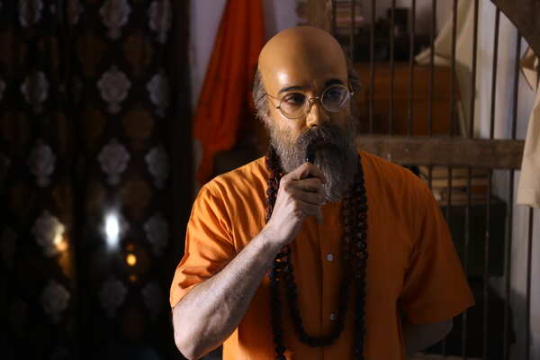 Gumnaami2