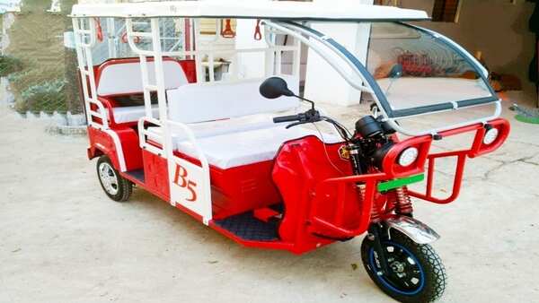 Electric Passenger Rickshaw-B5
