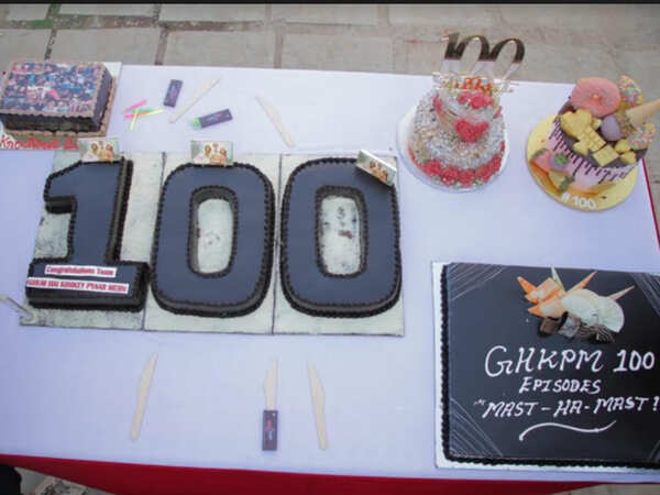 Ghum Hai Kisi Ke cake