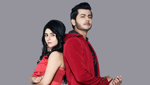 Hero-and-Zaara-Abhishek-Nigam-and-Yesha-Rughani
