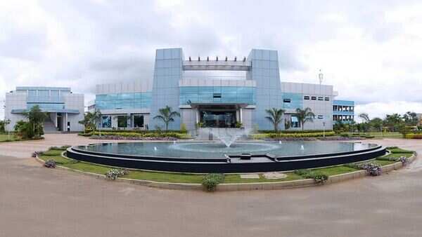 EISB___Building