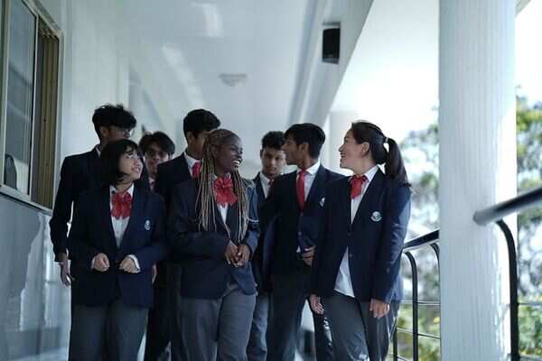 EISB- Students 1