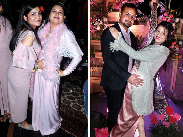 (L) Pragati Newetia and Rashmi Agarwal (R) Rakesh and Radhika Mundhra (BCCL/ IB Singh)