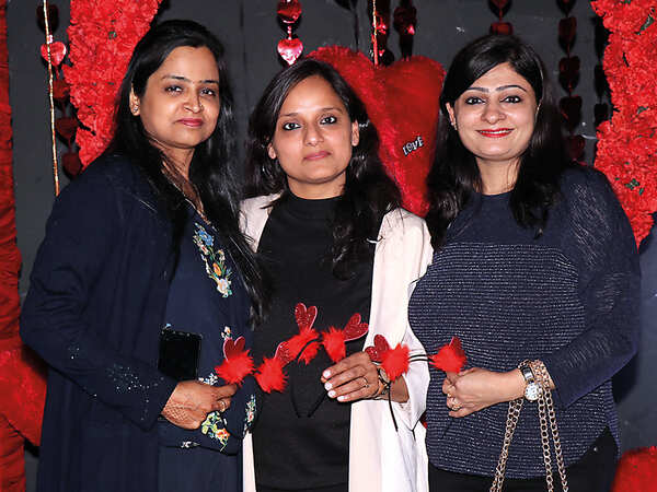 (L-R) Neetu, Mili Didhwania and Garima Khaneja (BCCL/ Unmesh Pandey)