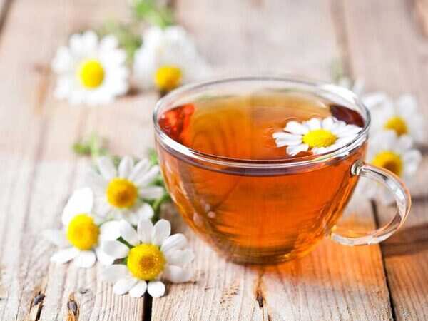 chamomile-tea-thumb-1-732x549
