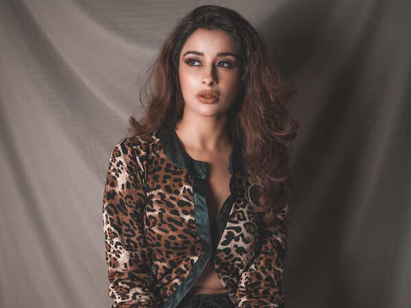 Nyra Banerjee 5
