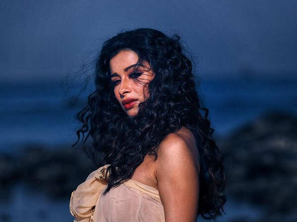 Nyra Banerjee 2