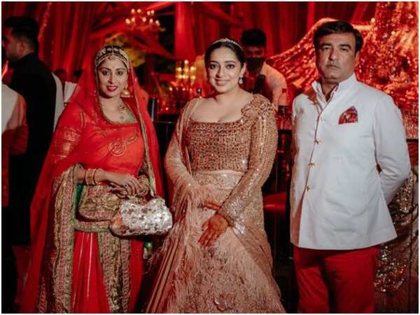 Nidhi Dutta with Sangita Ghosh and Shailendra Singh Rajput