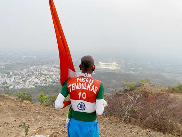 Embed-Sachin-Fan2-2603