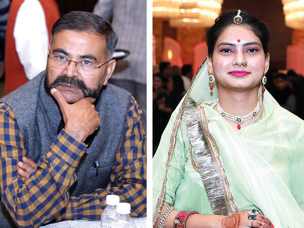 (L) Prashant Kumar (R) Roopal Singh