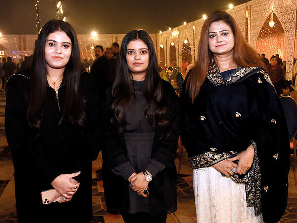 (L-R) Anam, Arshuma and Sanya