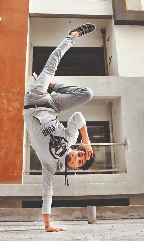 HT05FRESHFACE-SANDESHM