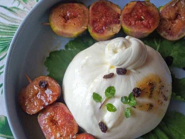 cheese burrata salad