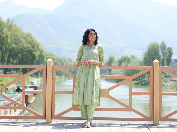 Mrunal in Kashmir
