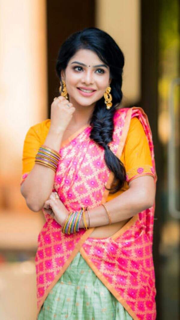 Pavithra Lakshmi Images