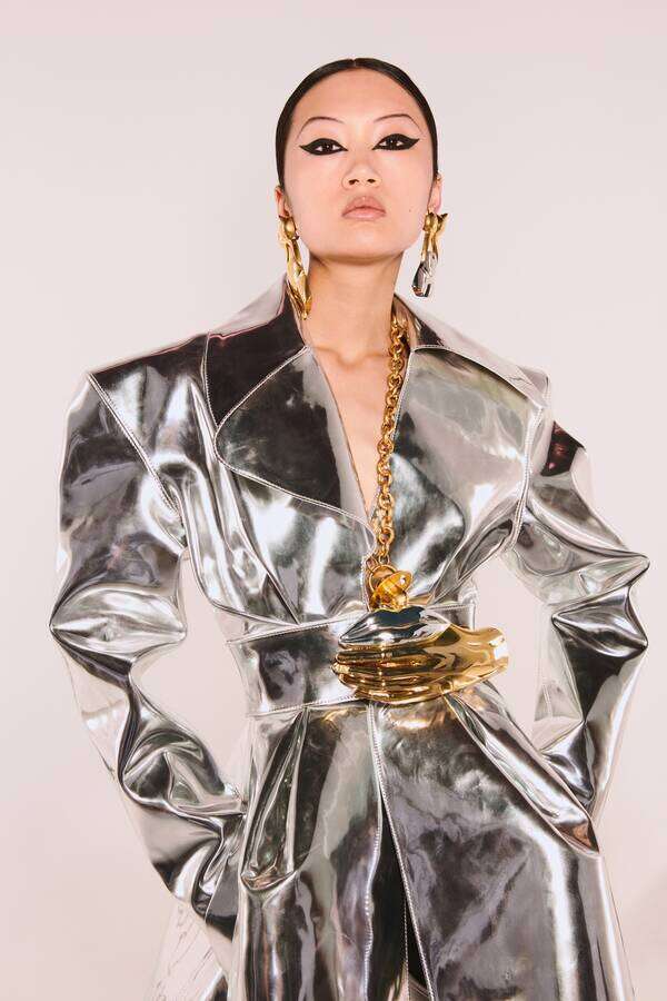 00010-Schiaparelli-Couture-Fall-21-credit-Daniel-Roseberry-brand