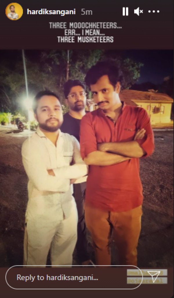Hardik Sangani, Malhar Thakar and Ojas Rawal pose for a perfect click