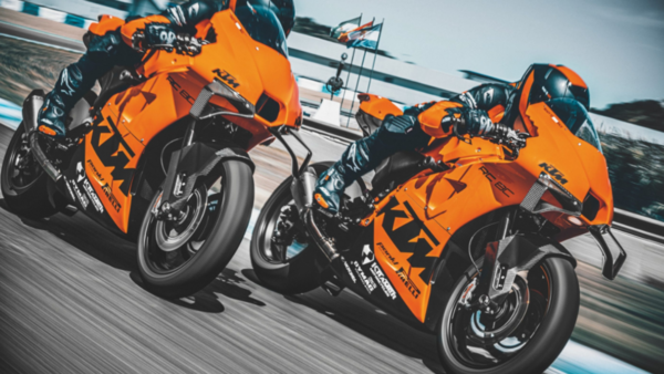 Ktm Unveils Track Only Rc 8c Sports Bike Times Of India 9882