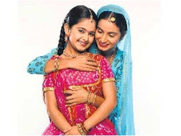 Avika Gor as Anandi and Bhairavi Raichura in a still from Balika Vadhu (Instagram)