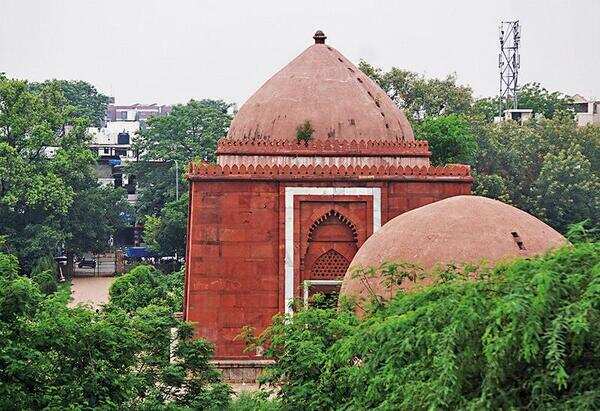 Tughlaq-era tomb