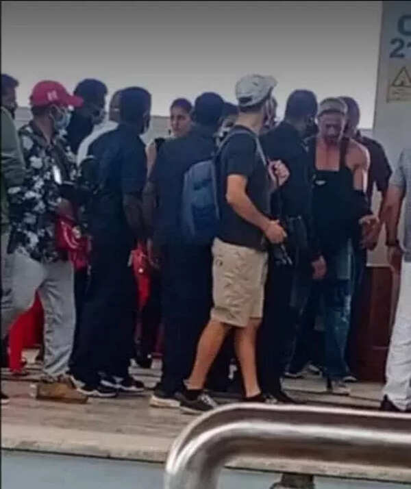 SRK spotted shooting at Sant Tukaram Nagar metro station in Pimpri