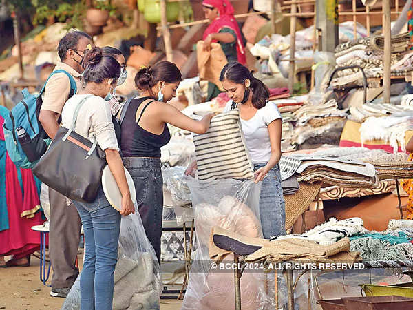 Reports of market shutting down drive up footfall at Gurgaon's Banjara  Market | Gurgaon News - Times of India