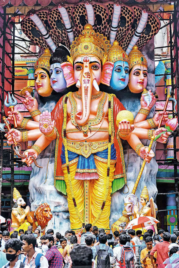 Iconic Kharaitabad Ganesha idol stands tall at 40ft as festivities