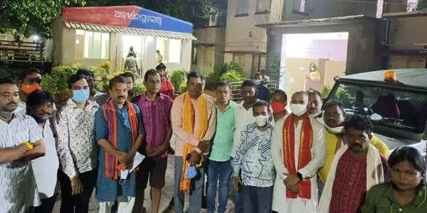 PHOTO19bhu BJP file FIR on satabdi nagar boy swept away case1 (1)