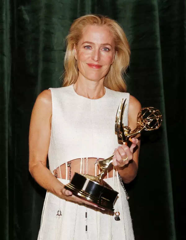 Gillian Anderson Images